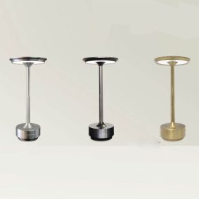 Đèn bàn chạy bằng pin sạc NV92